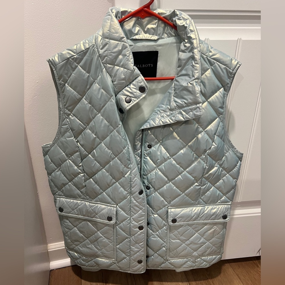 Talbots Women’s  X-Large Shiny Silver Quilted Vest